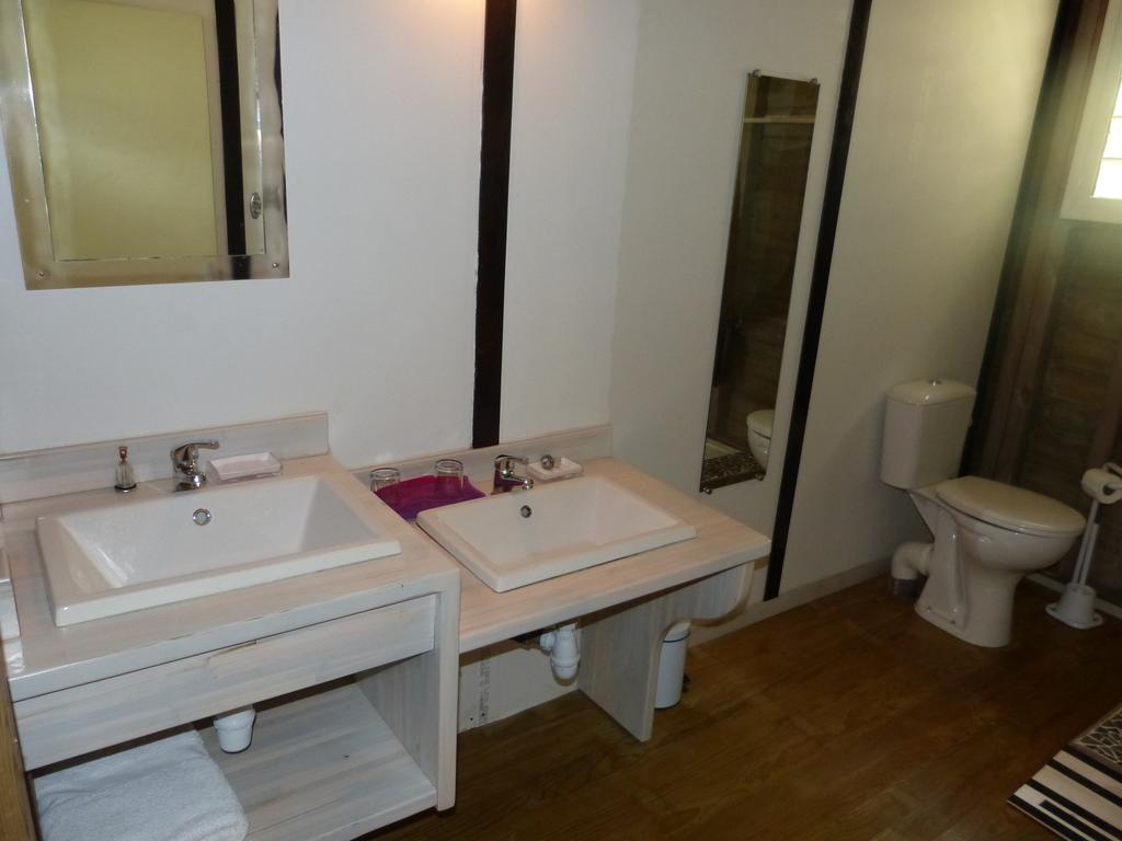 Le Bougainvillier Blanc Otel Pointe-Noire Dış mekan fotoğraf